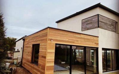 Extension avec bardage red cedar et menuiserie alu…