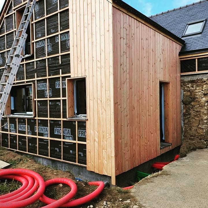 Fin de chantier pour #construibois 
 Pose du barda…