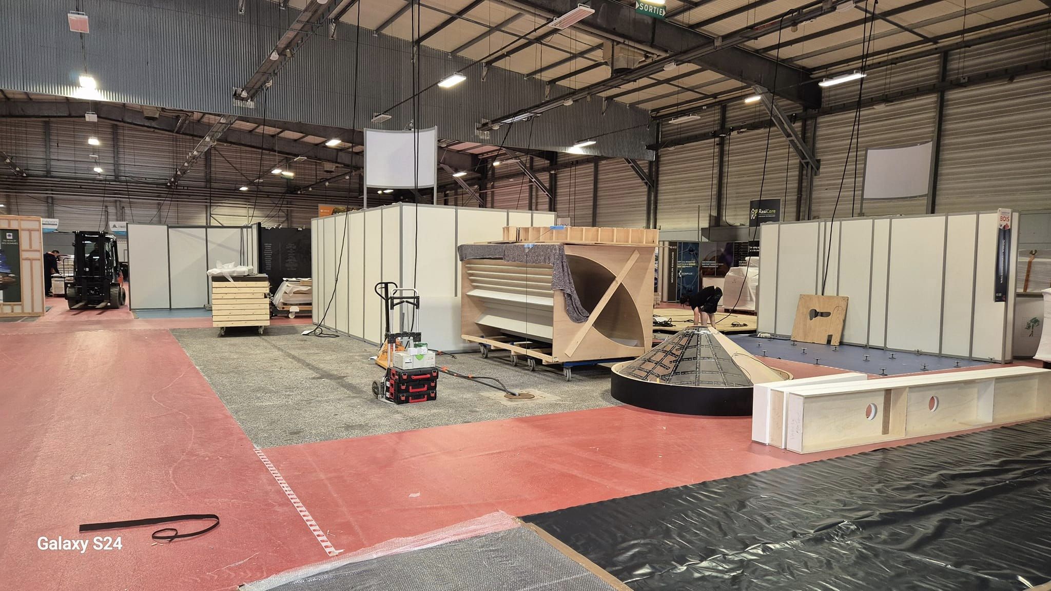 Mission terminée pour les construiboy’s
 Montage c…
